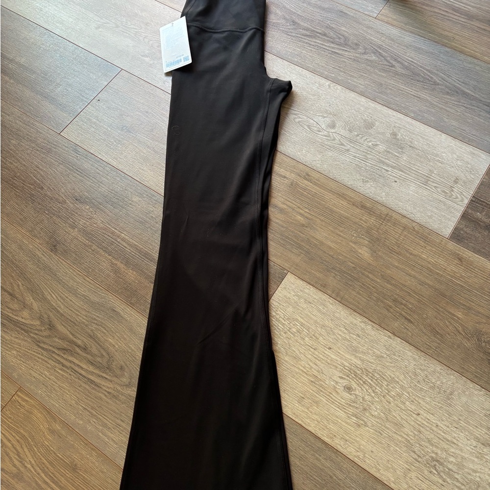 lululemon athletica NWT black wide bottom leggings.